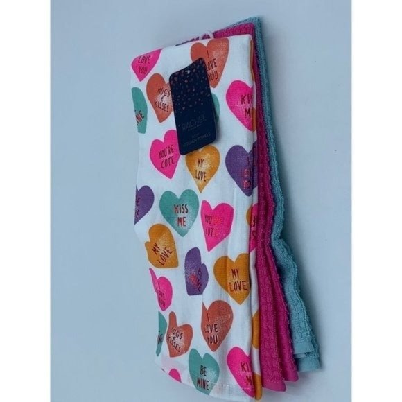 Rachel Roy Conversation Hearts Valentine’s Day Kitchen Towels Set of 3 - Picture 5 of 7